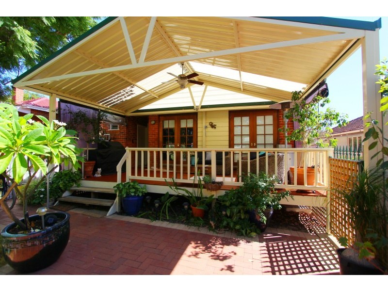 114 Canning Highway (access off Pennington Lane), South Perth WA 6151