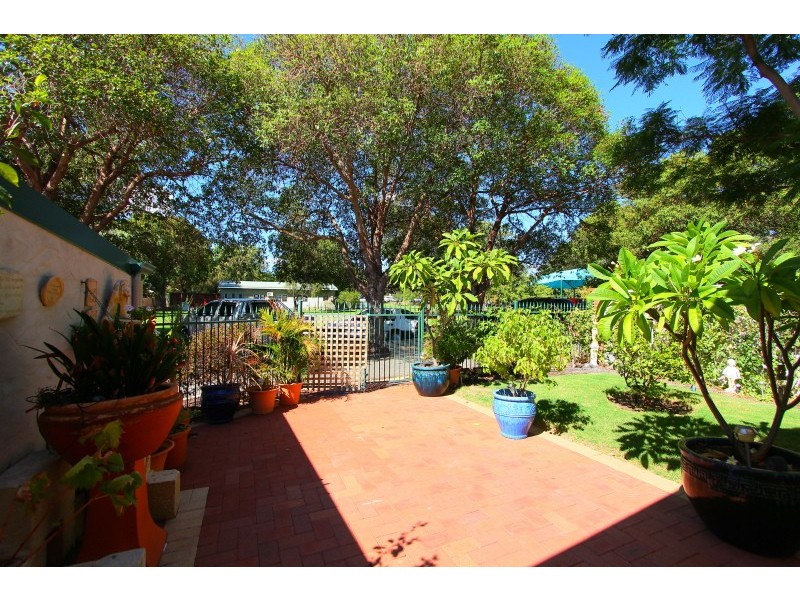 114 Canning Highway (access off Pennington Lane), South Perth WA 6151