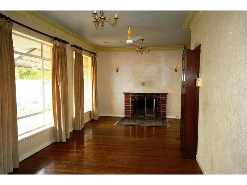 123A Lockhart Street, Como WA 6152