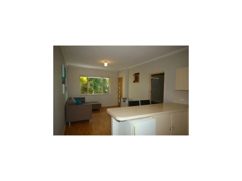 5/1A Hobbs Avenue, Como WA 6152