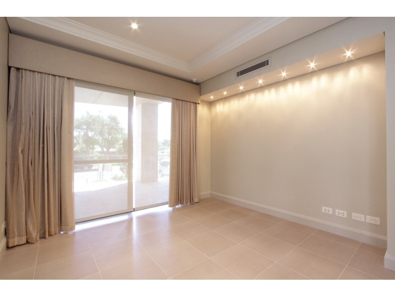 a/124 Coode Street, South Perth WA 6151