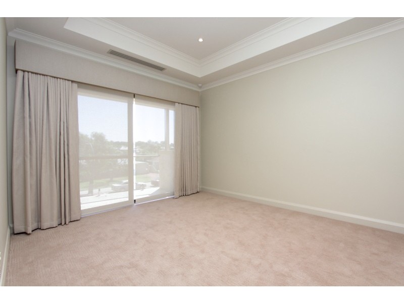 a/124 Coode Street, South Perth WA 6151