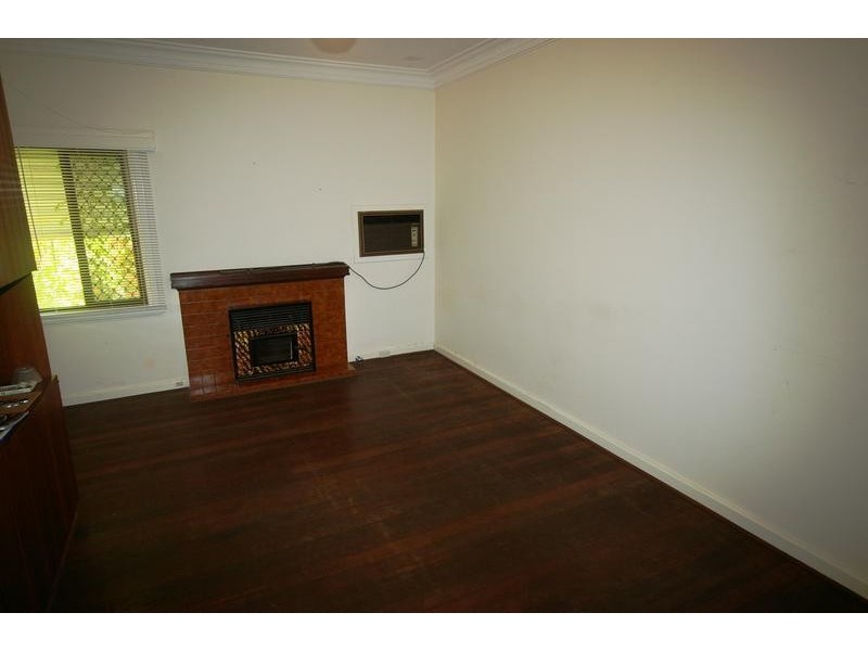 60 Crawshaw Crescent, Manning WA 6152