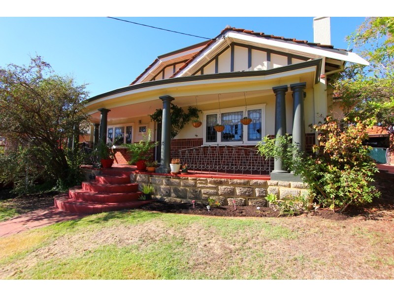 7 Courthope Street, Kensington WA 6151