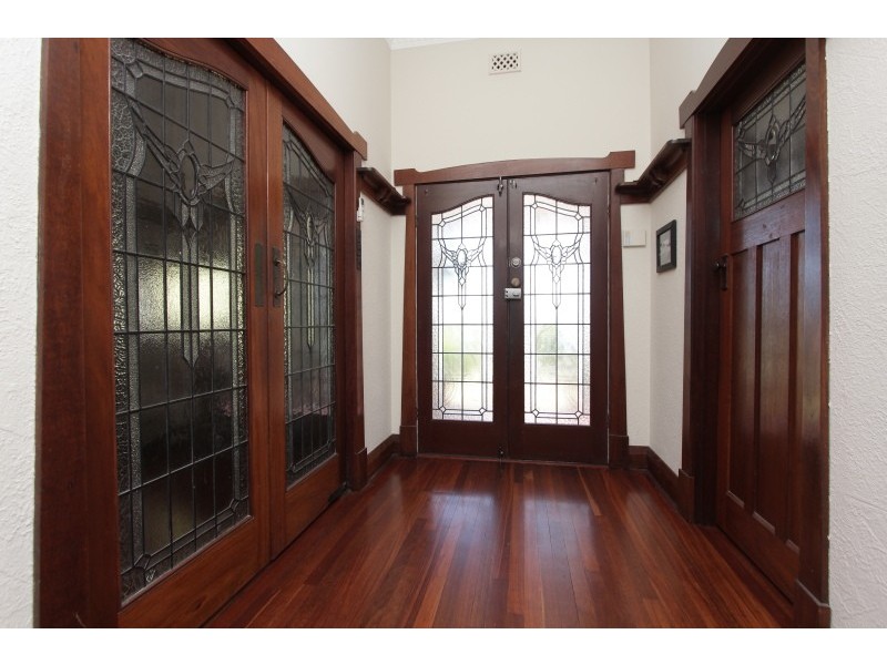 7 Courthope Street, Kensington WA 6151