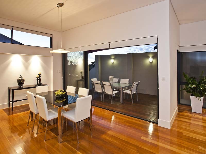 77A Robert Street, Como WA 6152