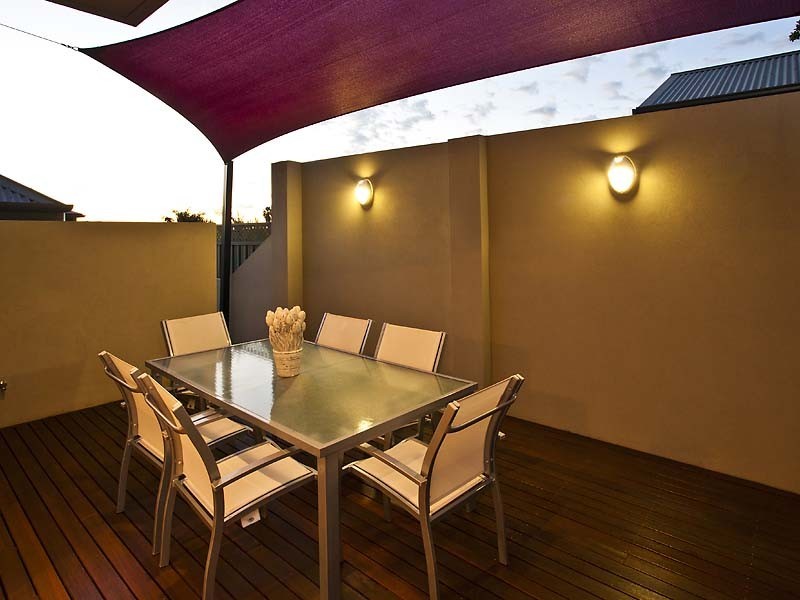 77A Robert Street, Como WA 6152