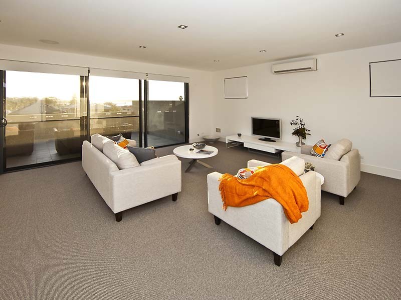 77A Robert Street, Como WA 6152