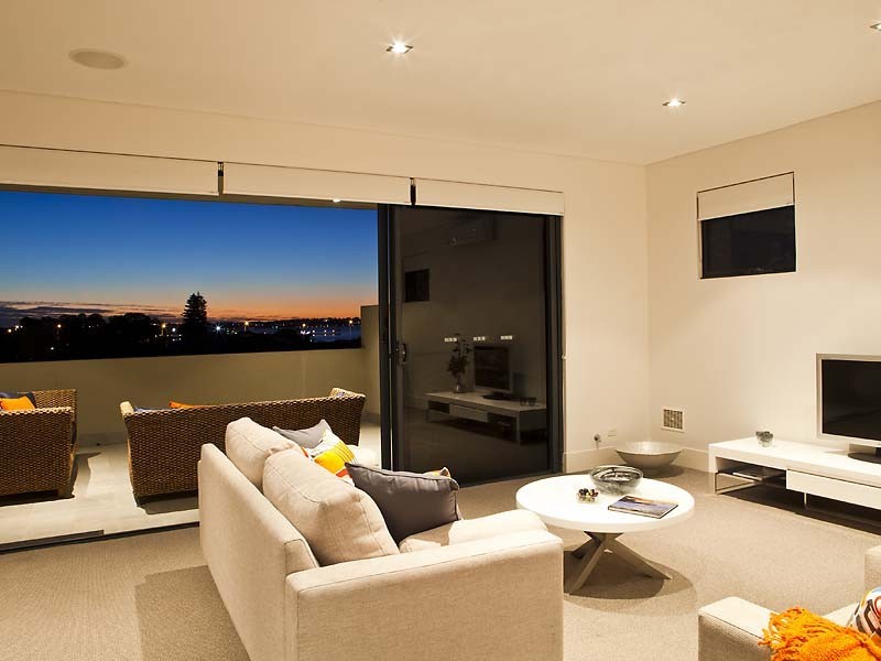 77A Robert Street, Como WA 6152