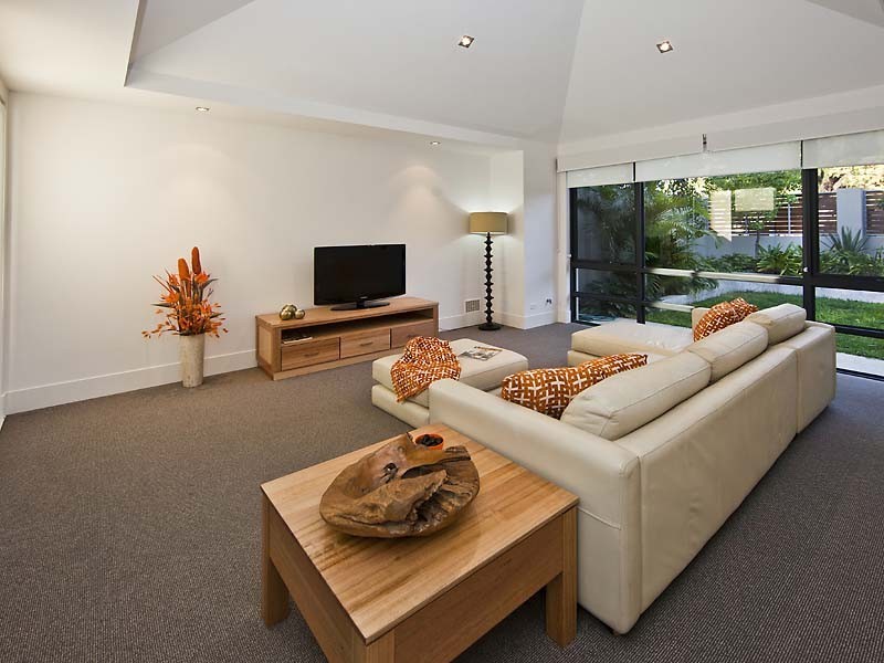 77A Robert Street, Como WA 6152