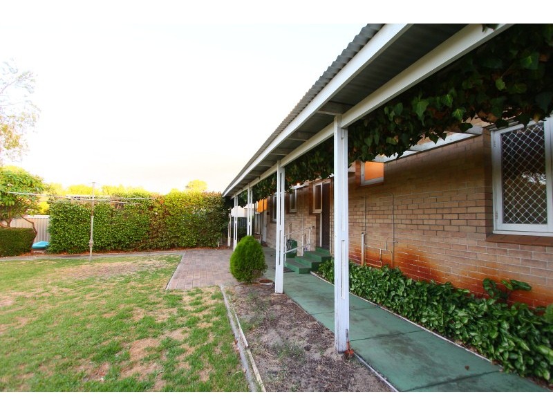 138 Gwenyfred Road, Kensington WA 6151