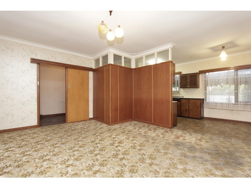 138 Gwenyfred Road, Kensington WA 6151