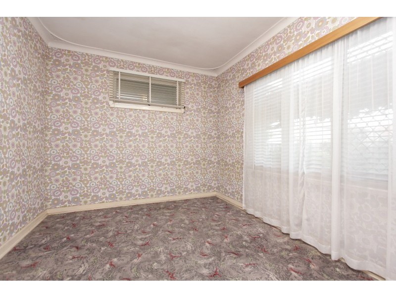 138 Gwenyfred Road, Kensington WA 6151