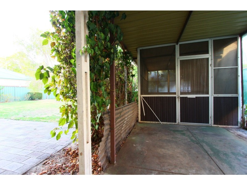 138 Gwenyfred Road, Kensington WA 6151