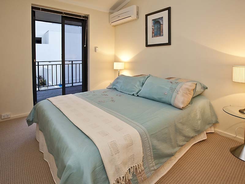 2/5 Rose, South Perth WA 6151