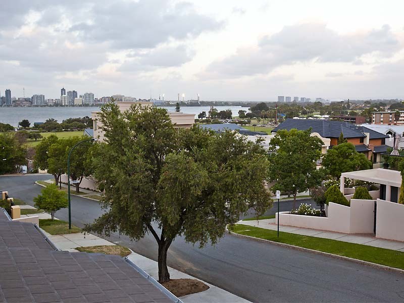 2/5 Rose, South Perth WA 6151