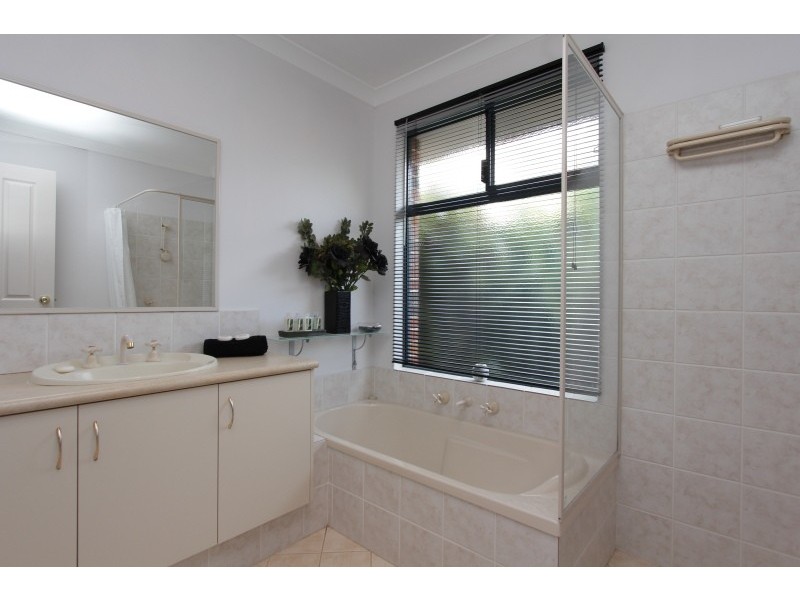 1 Creaton Street, East Victoria Park WA 6101