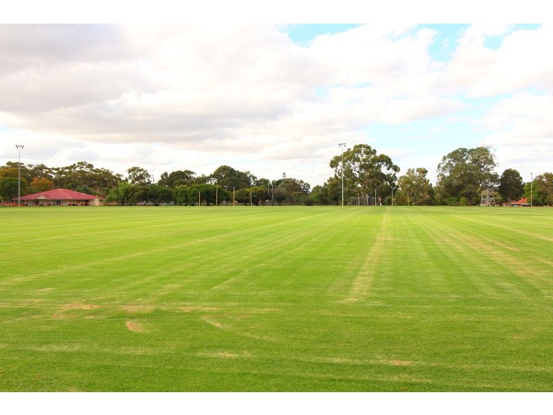 1 Creaton Street, East Victoria Park WA 6101