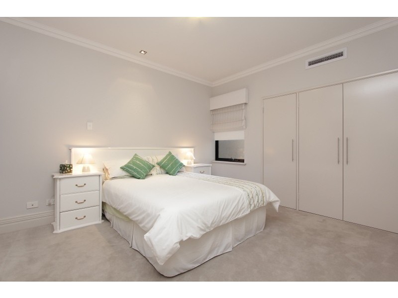 76A Robert Street, Como WA 6152