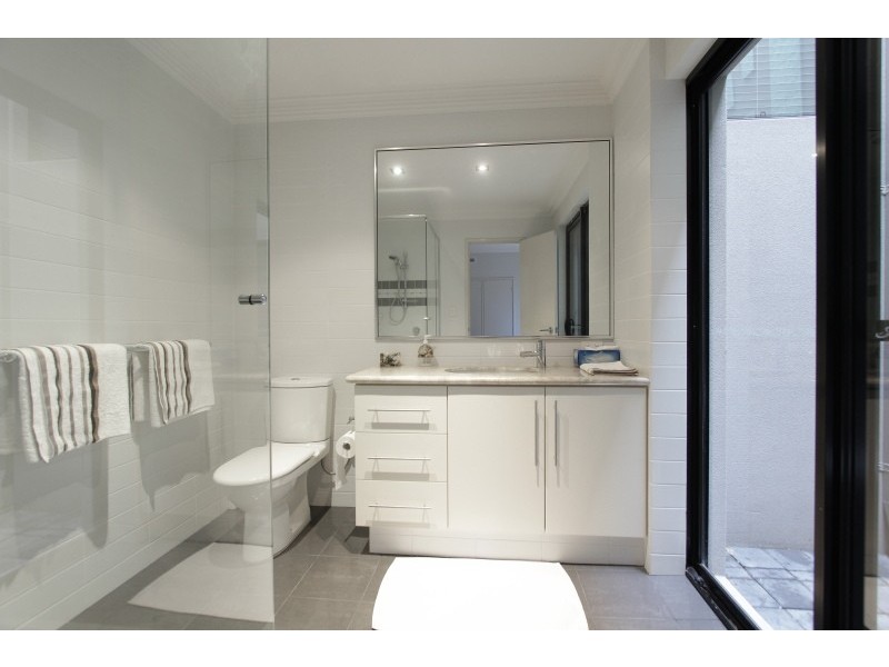 76A Robert Street, Como WA 6152