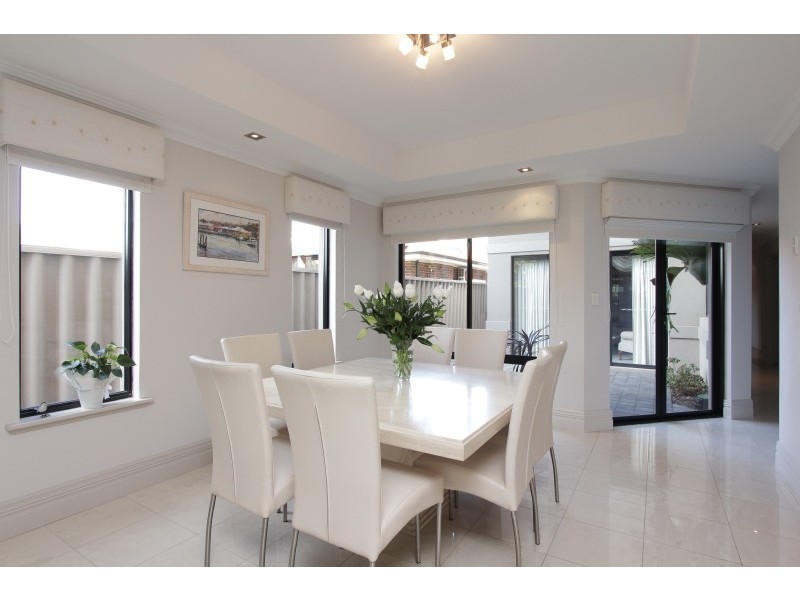 76A Robert Street, Como WA 6152