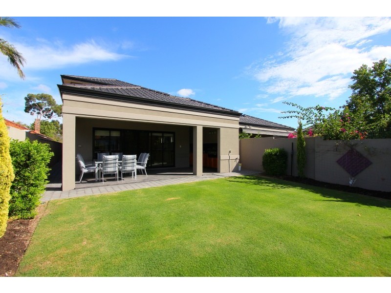 76A Robert Street, Como WA 6152