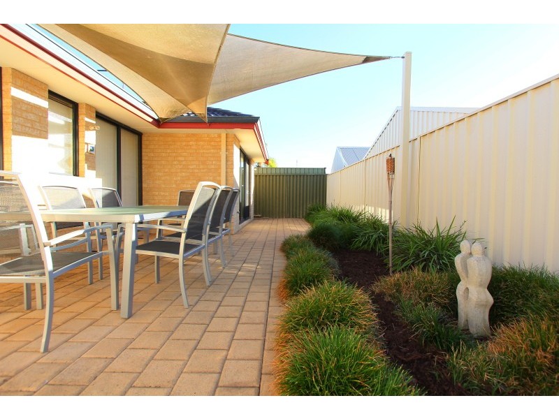 19 Fielder Court, Kardinya WA 6163