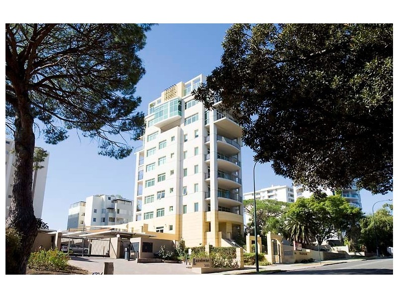 1/146A Mill Point Road, South Perth WA 6151