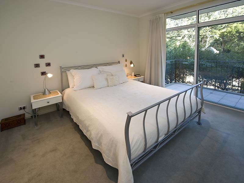 1/146A Mill Point Road, South Perth WA 6151