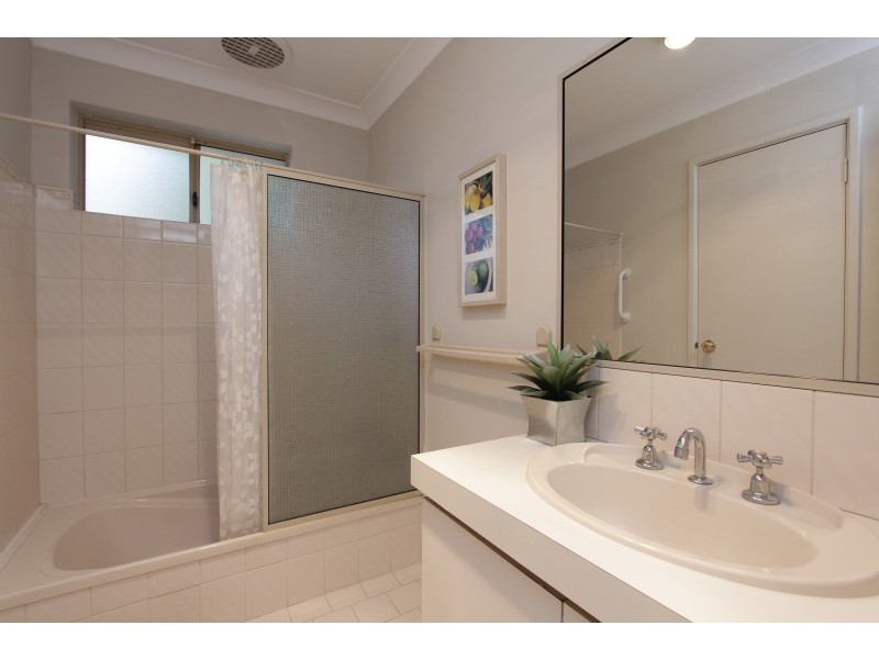 5/158 Gwenyfred Road, Kensington WA 6151