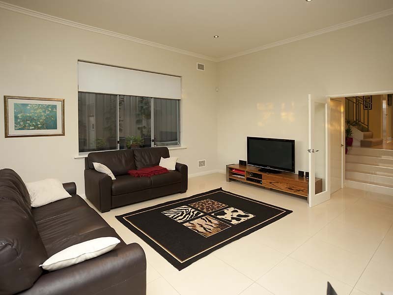 10 Market Street, Kensington WA 6151