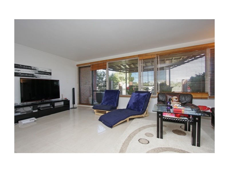 4/16 Coode Street, South Perth WA 6151