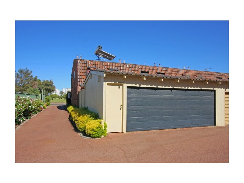 4/16 Coode Street, South Perth WA 6151