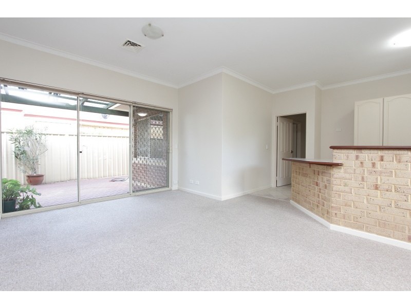 1/43 Comer Street, Como WA 6152
