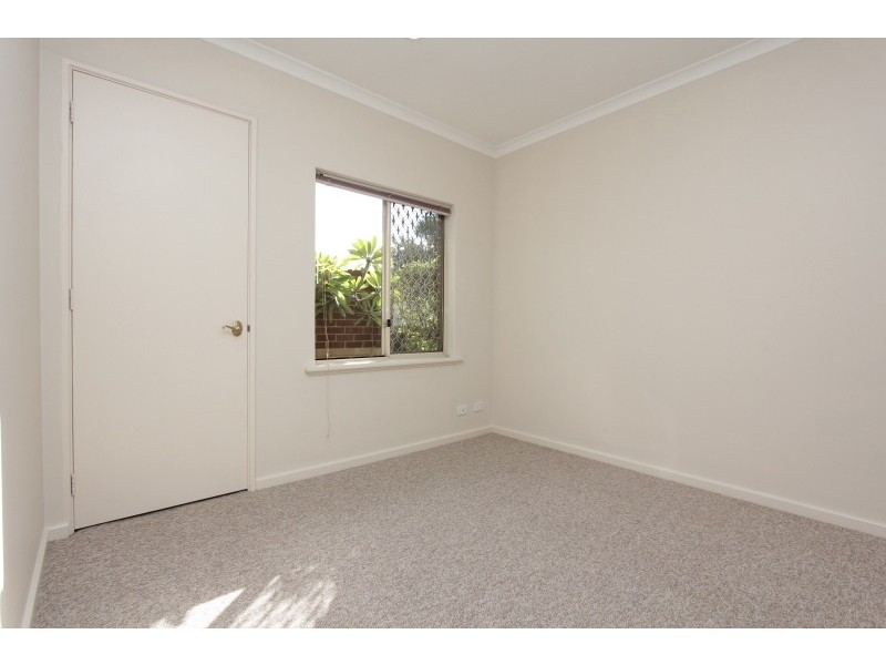 1/43 Comer Street, Como WA 6152