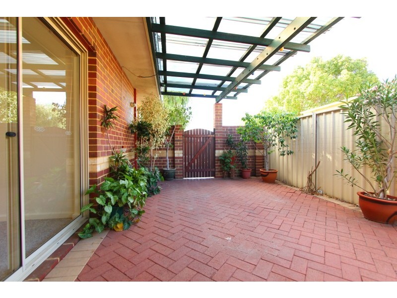 1/43 Comer Street, Como WA 6152