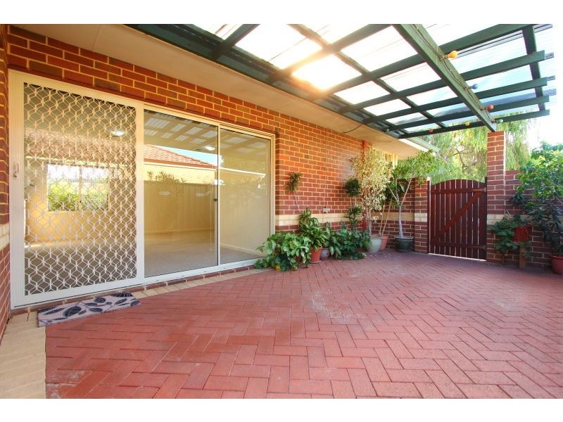 1/43 Comer Street, Como WA 6152