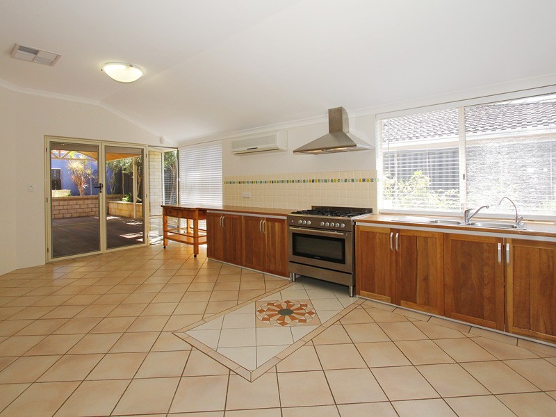 63 Ullapool Road, Mount Pleasant WA 6153