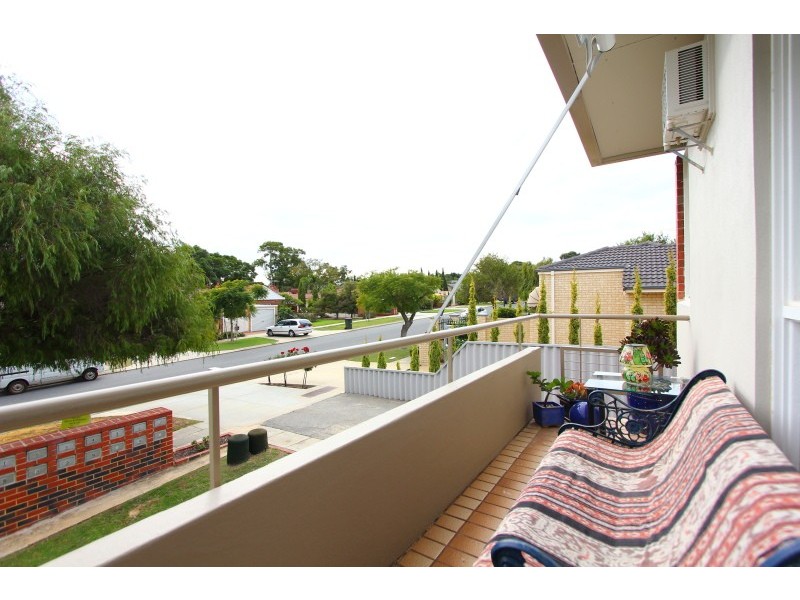 9/69-71 Gardner Street, Como WA 6152