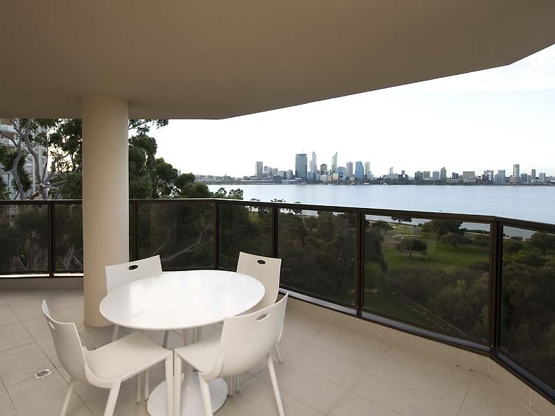 5A/158 Mill Point Road, South Perth WA 6151