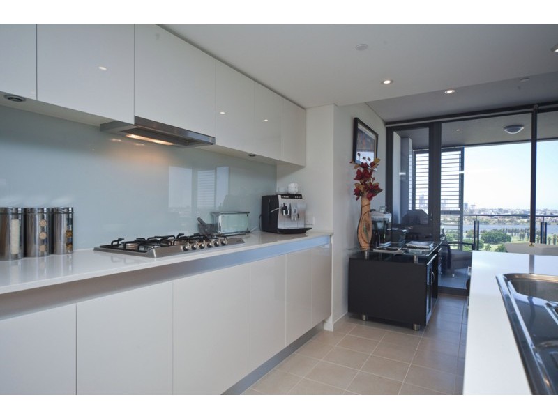 1305/2 Oldfield Street, Burswood WA 6100