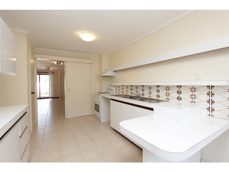 2/256 Labouchere Rd, Como WA 6152