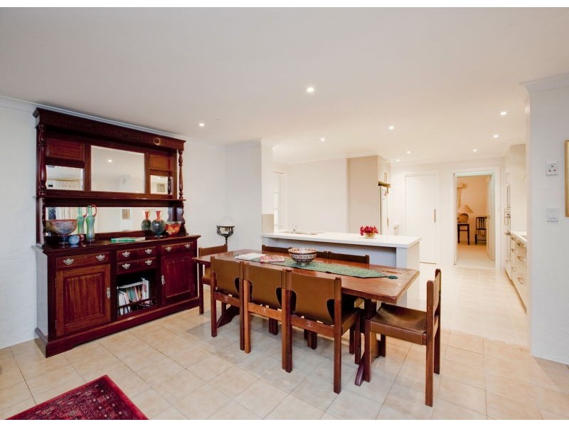 23 Robert Street, Como WA 6152