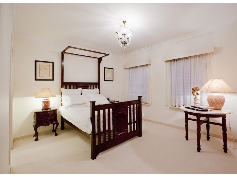 23 Robert Street, Como WA 6152