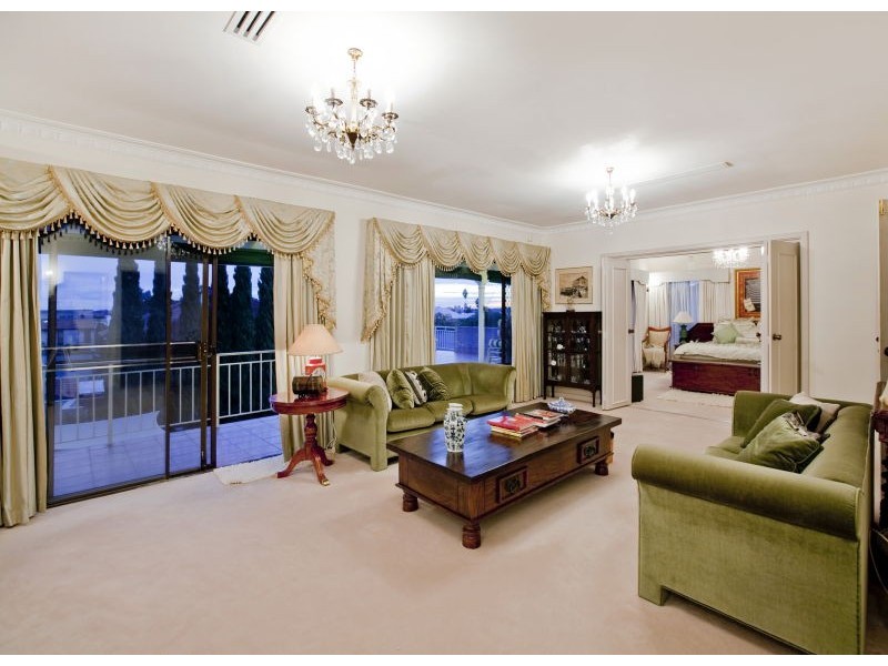 23 Robert Street, Como WA 6152