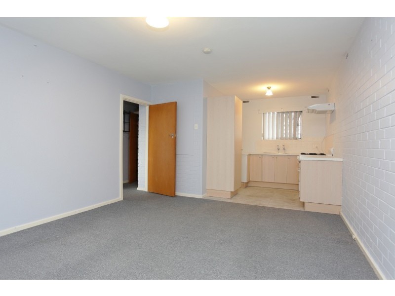 2/79 South Terrace, Como WA 6152