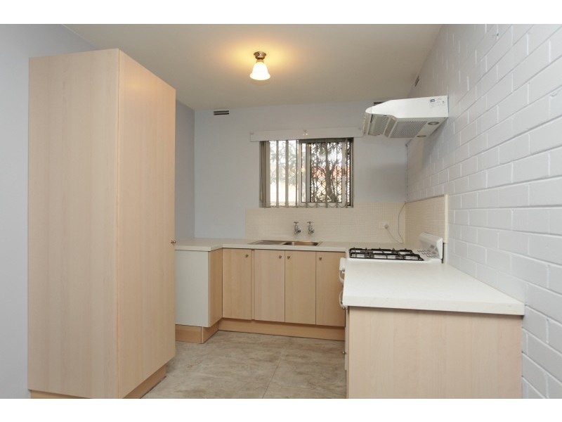 2/79 South Terrace, Como WA 6152