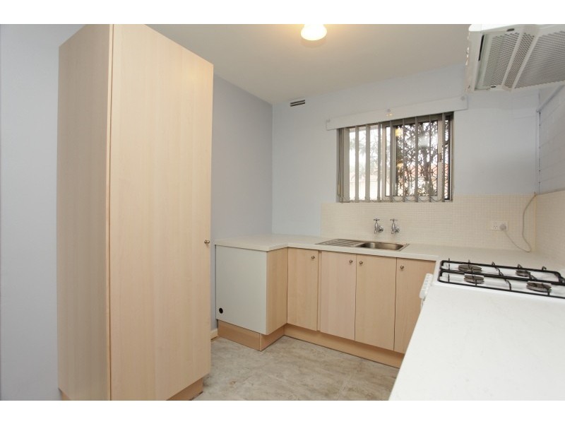 2/79 South Terrace, Como WA 6152