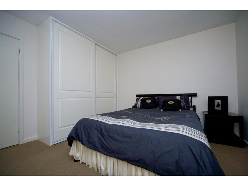 7 Success Crescent, Salter Point WA 6152