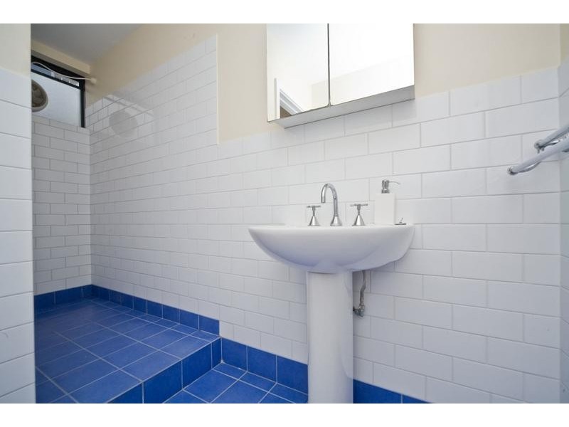 7 Success Crescent, Salter Point WA 6152